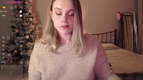 Lana online show from January 10, 2025, 7:43 pm