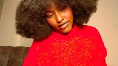 Snapshot of wet_wife_material chatting on January 3, 2025, 10:19 pm Macey online show from January 3, 2025, 10:19 pm