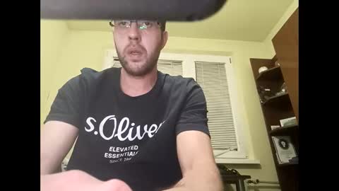 stoffy online show from May 1, 2026, 9:52 pm