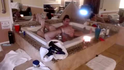 wheresmyqueenat online show from January 27, 2025, 12:54 am