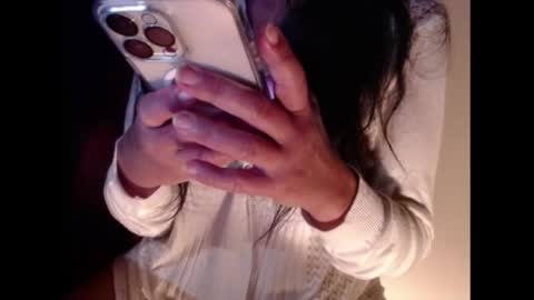 Mel online show from November 2, 2025, 8:11 pm