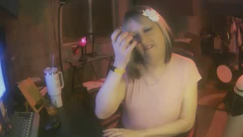 Whisper online show from January 25, 2025, 9:15 am