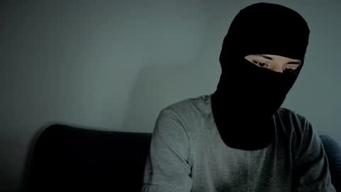 whispero_o online show from January 16, 2026, 9:24 am