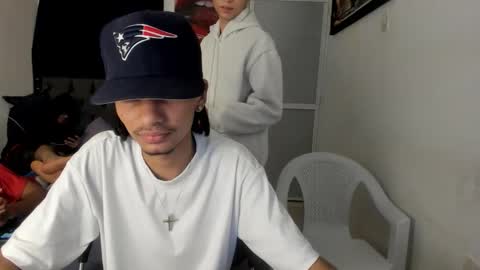 white online show from April 17, 2026, 9:45 am