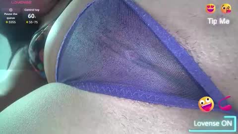 white_sexy_ online show from April 21, 2026, 11:27 am