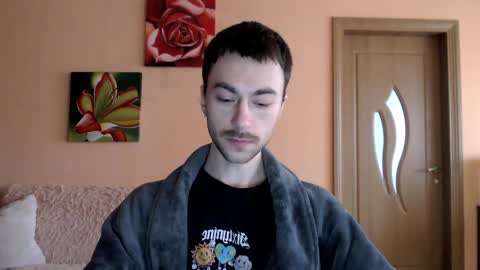 Tom online show from April 8, 2026, 9:09 am