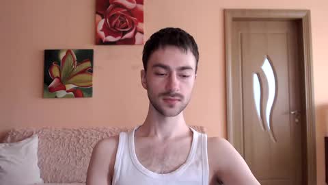 Snapshot of white_sport chatting on June 4, 2026, 11:38 am Tom online show from June 4, 2026, 11:38 am