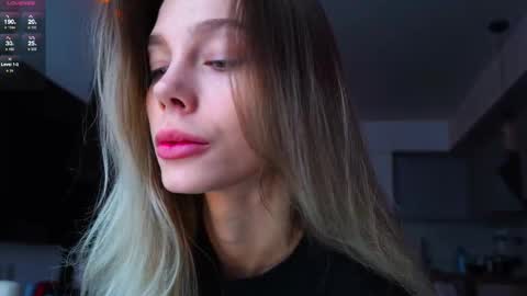 Kate  online show from November 13, 2025, 8:24 am