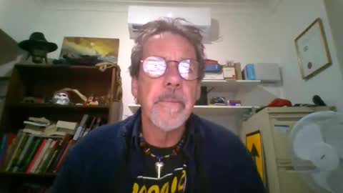 whiteboomer online show from April 10, 2026, 9:36 am