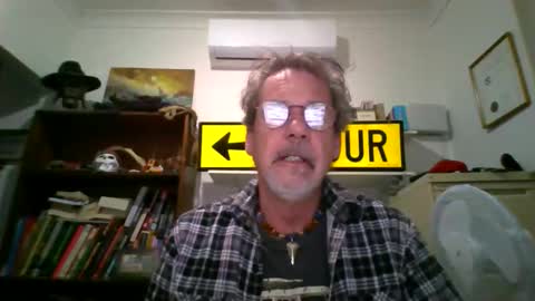 whiteboomer online show from April 19, 2026, 9:08 am