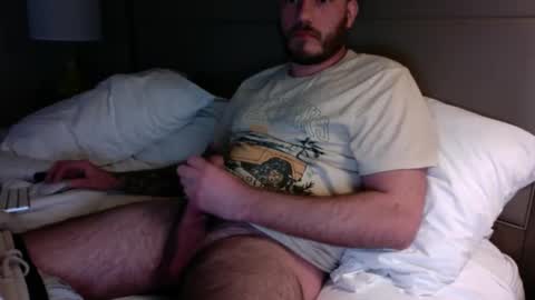 whitebubblebutt44 online show from February 10, 2025, 3:24 am