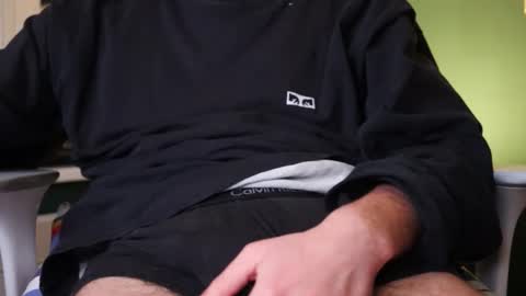 whiteeuropaboy online show from December 14, 2025, 10:25 pm