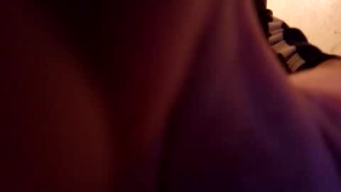 whitehorsecocklover online show from October 24, 2025, 8:22 am