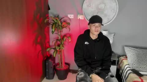 Snapshot of whiteman_0 chatting on October 14, 2025, 2:34 am whiteman_0 online show from October 14, 2025, 2:34 am