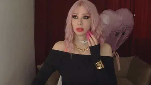 White Queen online show from February 16, 2025, 12:10 pm