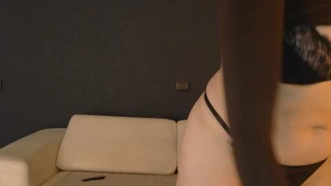 White Queen online show from October 21, 2025, 9:32 am