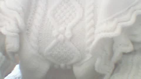 whitesweater online show from February 20, 2025, 7:01 am