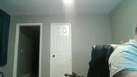 white wolf   jeremy online show from February 18, 2025, 8:59 am