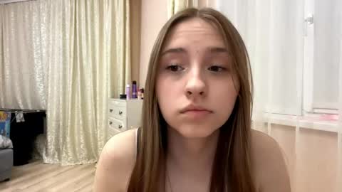 Vicky online show from April 19, 2026, 6:32 pm