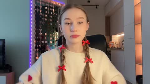 Alisa online show from February 1, 2025, 6:32 am