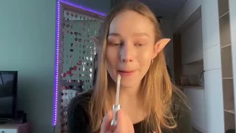 Alisa online show from February 2, 2025, 6:37 am