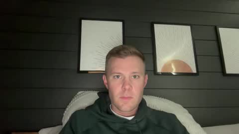 Snapshot of whoops1017 chatting on December 5, 2025, 5:53 pm whoops1017 online show from December 5, 2025, 5:53 pm