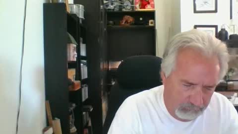 whs4fem online show from October 26, 2025, 8:37 pm