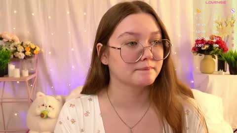 Sarah online show from March 3, 2025, 7:21 am