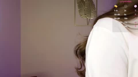 Sarah online show from March 11, 2025, 5:05 am