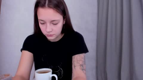 Veronica online show from January 18, 2025, 1:29 pm