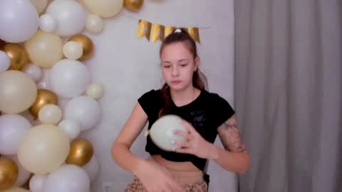 Veronica online show from January 19, 2025, 11:00 pm