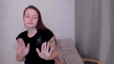 Veronica online show from February 2, 2025, 5:48 pm