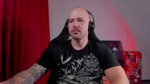 VI online show from November 30, 2025, 4:55 pm