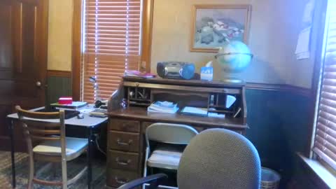 whydog online show from February 23, 2025, 3:08 pm