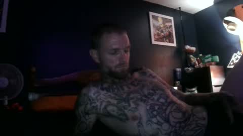 whyteboi8989 online show from September 19, 2025, 3:08 am