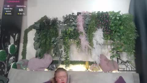 wiagra online show from December 4, 2025, 8:45 am