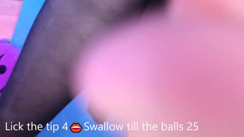 Snapshot of wickedxqueen chatting on March 5, 2025, 2:23 pm Laura  online show from March 5, 2025, 2:23 pm