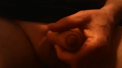 Snapshot of wickytulip chatting on December 2, 2025, 10:42 am wickytulip online show from December 2, 2025, 10:42 am