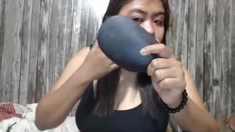 wild_ass_zessa online show from November 3, 2025, 12:24 am