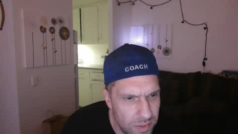 Wi1d Ott3r online show from October 14, 2025, 6:14 am