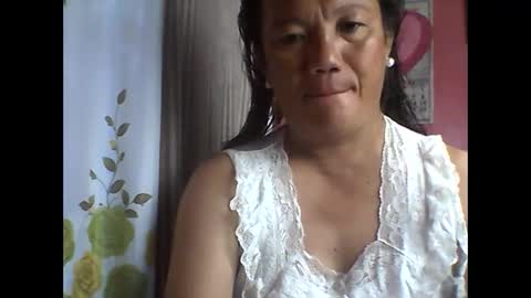 wild_sunflower11 online show from March 6, 2025, 11:20 pm