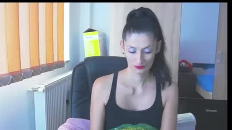 Bea online show from October 8, 2025, 7:28 am