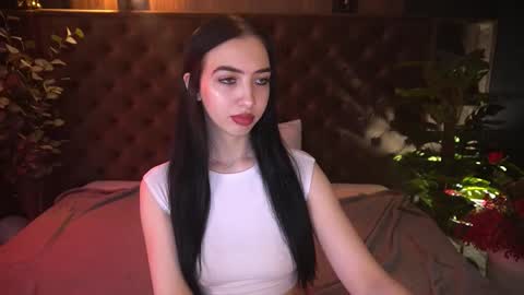 Alena online show from March 6, 2026, 6:43 am