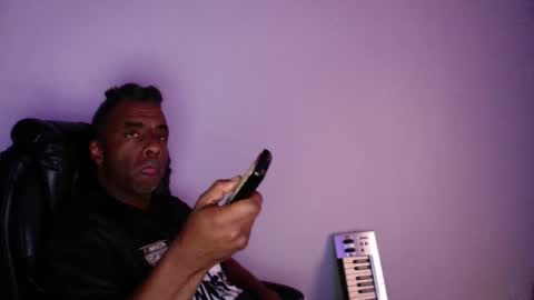 Snapshot of wildnight007 chatting on June 2, 2026, 1:18 am wildnight007 online show from June 2, 2026, 1:18 am