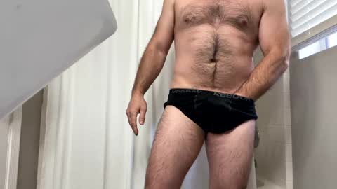 wildtravelers online show from December 21, 2024, 8:00 pm