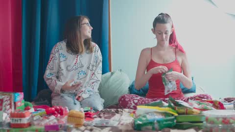 Snapshot of wildunicorninpink chatting on December 25, 2024, 6:52 am Wild unicorn in pink online show from December 25, 2024, 6:52 am