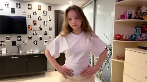 Olivia online show from March 30, 2026, 3:13 pm