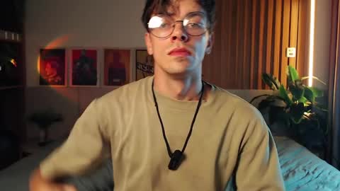 William online show from April 5, 2026, 3:31 pm