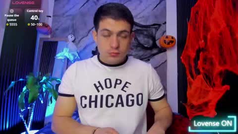 William Steel online show from October 9, 2025, 12:03 pm