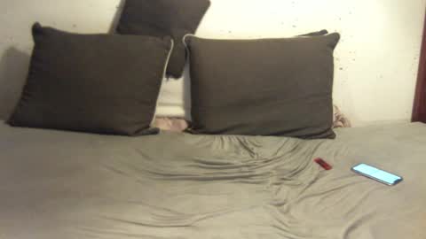 Snapshot of willingwillwet chatting on March 8, 2025, 11:28 pm Call me Babe online show from March 8, 2025, 11:28 pm